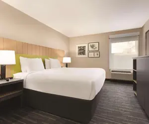 Photo 5 - Country Inn & Suites by Radisson, Dunn, NC