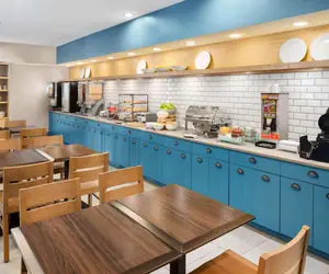 Photo 3 - Country Inn & Suites by Radisson, Columbus Airport, OH