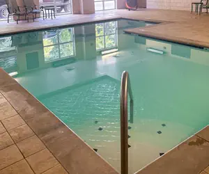 Photo 2 - Country Inn & Suites by Radisson, Knoxville at Cedar Bluff, TN