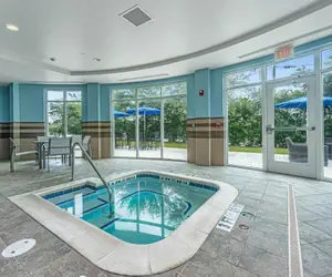 Photo 5 - Holiday Inn Express & Suites Charleston Arpt-Conv Ctr Area, an IHG Hotel