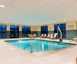 Photo 5 - Hampton Inn & Suites Hartford-Manchester