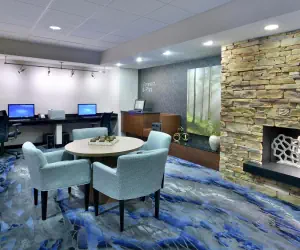 Photo 5 - Fairfield Inn & Suites by Marriott Charlottesville North