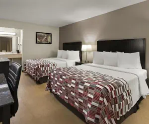 Photo 4 - Red Roof Inn & Suites Cave City