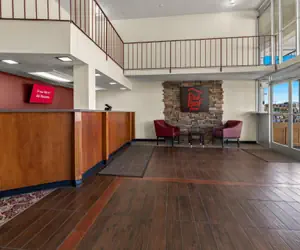 Photo 3 - Red Roof Inn & Suites Cave City