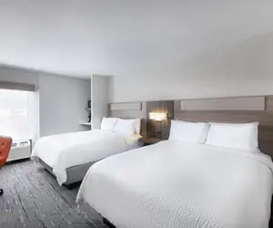 Photo 2 - Holiday Inn Express Atlanta West - Theme Park Area, an IHG Hotel