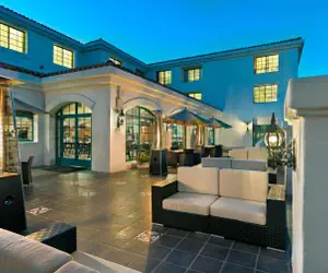 Photo 3 - DoubleTree by Hilton San Pedro