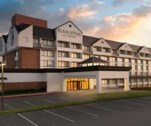 Photo 2 - DoubleTree By Hilton Baltimore North Pikesville