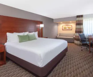 Photo 5 - Wyndham Garden Fort Wayne