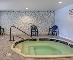 Photo 3 - Motel 6-Coos Bay, OR