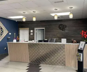 Photo 2 - Econo Lodge