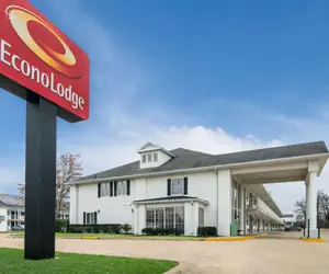 Photo 2 - Econo Lodge Branson Theater District