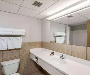 Photo 4 - Travelodge by Wyndham Deadwood