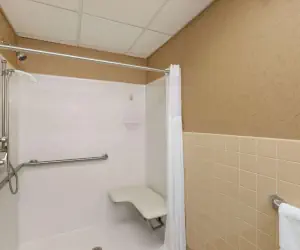 Photo 3 - Travelodge by Wyndham Deadwood