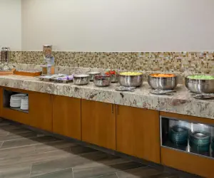 Photo 4 - DoubleTree by Hilton Kansas City - Overland Park