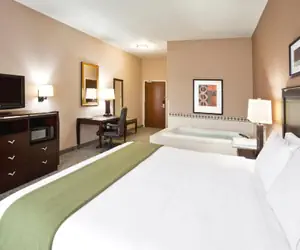 Photo 2 - Holiday Inn Express Hotel & Suites Van Wert, an IHG Hotel