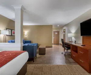 Photo 2 - Comfort Suites