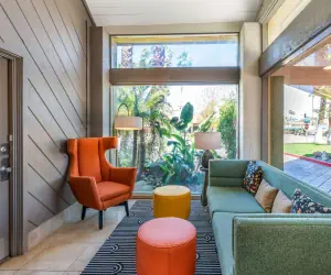 Photo 3 - Best Western Inn at Palm Springs