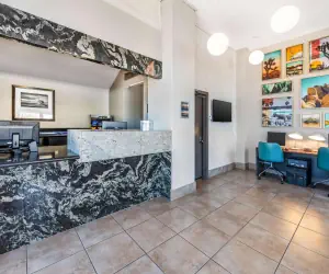 Photo 2 - Best Western Inn at Palm Springs