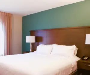 Photo 5 - Staybridge Suites Chattanooga-Hamilton Place, an IHG Hotel