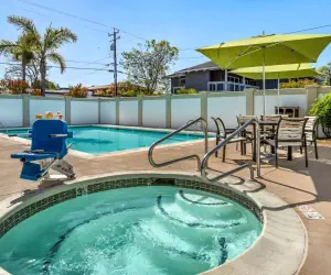 Photo 5 - Best Western Plus Capitola By-the-Sea Inn & Suites