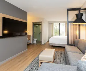 Photo 4 - Hyatt Place Greenville/Haywood