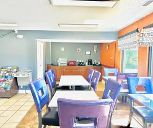 Photo 5 - Knights Inn Ruther Glen