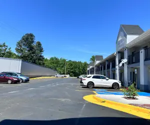 Photo 2 - Knights Inn Ruther Glen