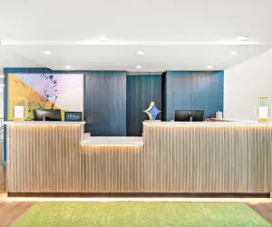 Photo 3 - Spark By Hilton Exton