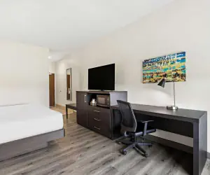 Photo 5 - Best Western Iowa - Lake Charles East