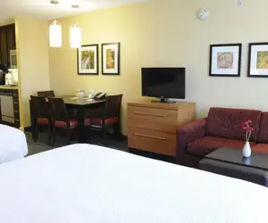 Photo 5 - TownePlace Suites Redding