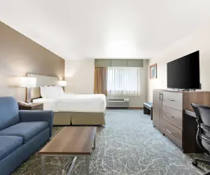 Photo 4 - Best Western West Towne Suites