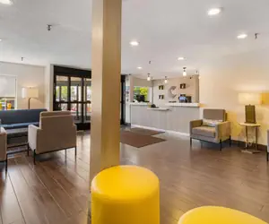 Photo 4 - Comfort Inn Mayfield Heights Cleveland East