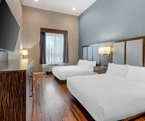 Photo 2 - Best Western Plus Pflugerville Inn & Suites