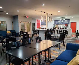 Photo 4 - Hampton Inn Olathe