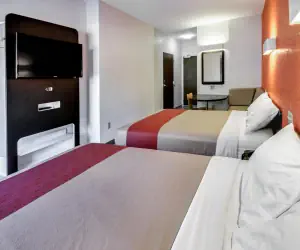 Photo 2 - Motel 6-Allentown, PA