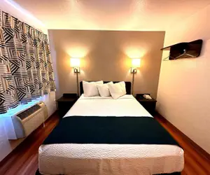 Photo 2 - Motel 6-Duluth, MN