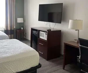 Photo 5 - Quality Suites