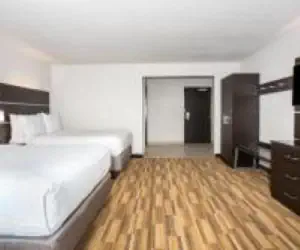 Photo 2 - Holiday Inn Express & Suites - Rapid City - Rushmore South, an IHG Hotel