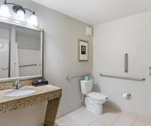 Photo 5 - Country Inn & Suites by Radisson, Ashland - Hanover, VA