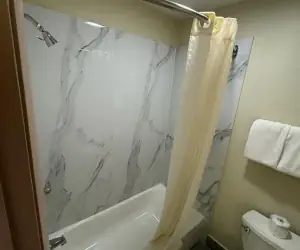 Photo 5 - Baymont by Wyndham Iron Mountain