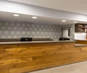 Photo 4 - Country Inn & Suites by Radisson, Lake Norman Huntersville, NC