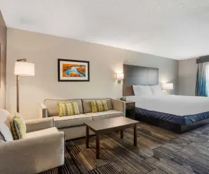 Photo 3 - Best Western Plus Columbia Inn