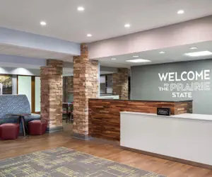 Photo 2 - Hampton Inn Ottawa - Starved Rock Area