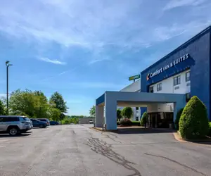 Photo 2 - Comfort Inn Shepherdsville - Louisville South