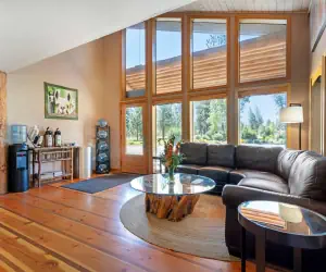 Photo 2 - Best Western Ponderosa Lodge