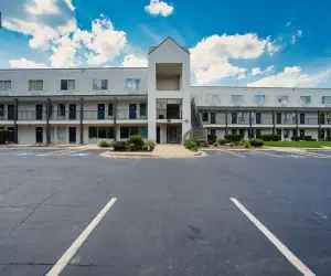 Photo 2 - Motel 6 - Augusta, GA