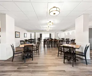 Photo 4 - Best Western State Fair Inn