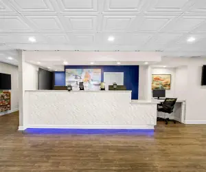 Photo 4 - SureStay Plus Hotel by Best Western Southern Pines Pinehurst