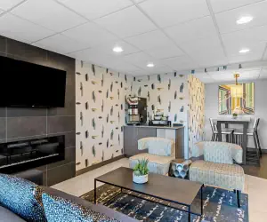 Photo 2 - Best Western Doswell Hotel