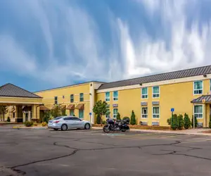 Photo 3 - Quality Inn Trinidad